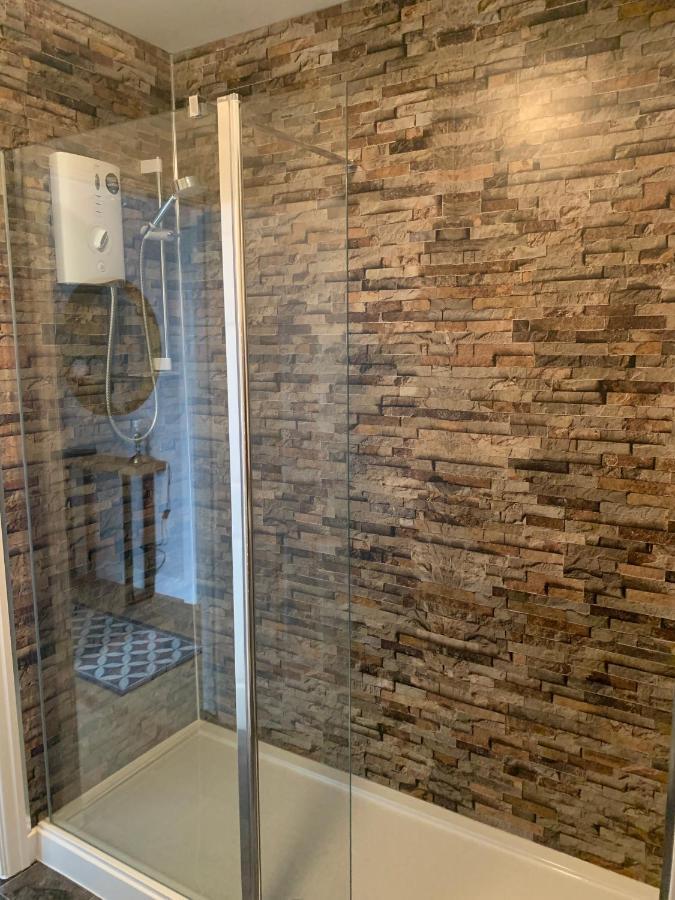 Beautiful Flat With Harbour Views Tenby Extérieur photo