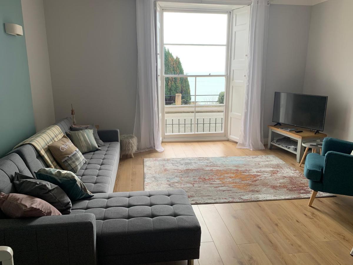 Beautiful Flat With Harbour Views Tenby Extérieur photo